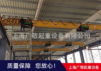 單粱橋式草莓视频污官网